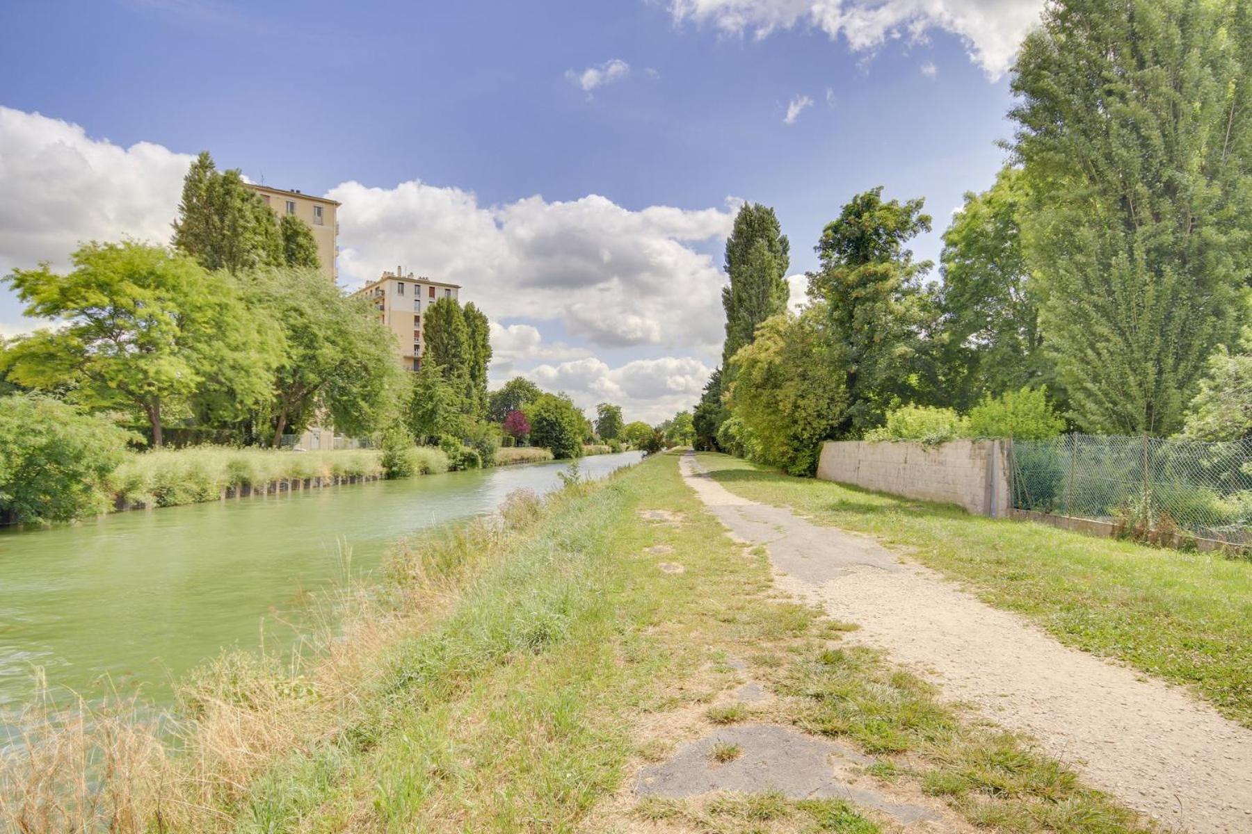 Studio Au Bord Du Canal Шель Экстерьер фото